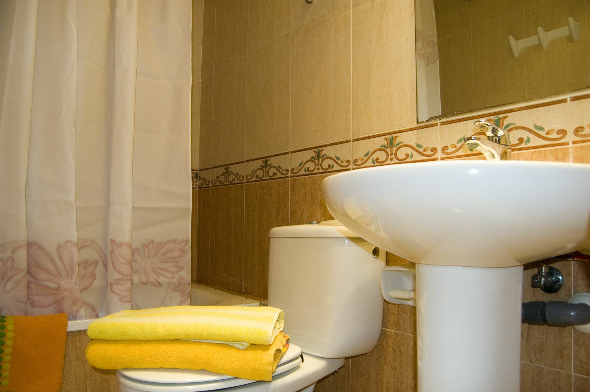 Apartamentos Ar Easy Oliva Льорет-де-Мар Екстер'єр фото